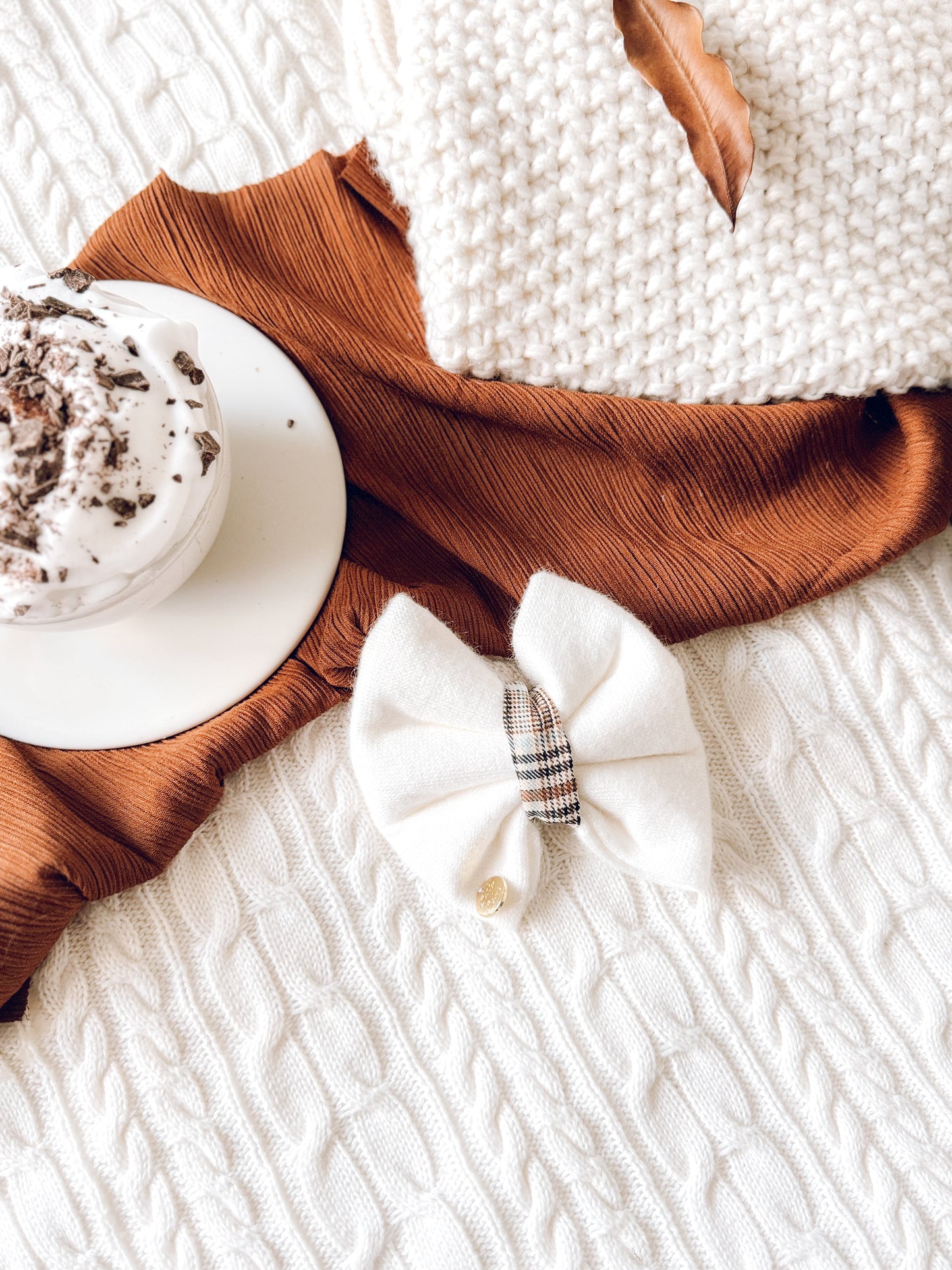 Pia Bow Tie