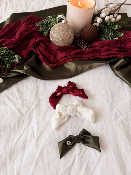 Santa's Hair Bows